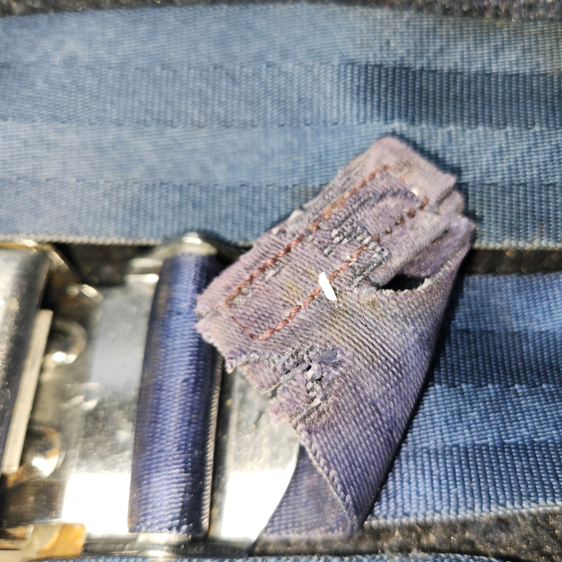 Used aircraft parts for sale, SEAT BELT-SET PIPER PA28-140 PA28-140 Seat Belt Set Pilot-Copilot And Rear Passenger