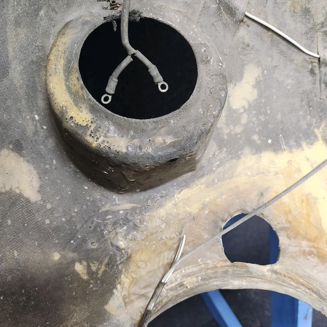 Used aircraft parts for sale, 35699-003 PIPER PA28-161 Warrior III LOWER NOSE COWL SOME SCRASH SEE PHOTOS FOR DETAIL