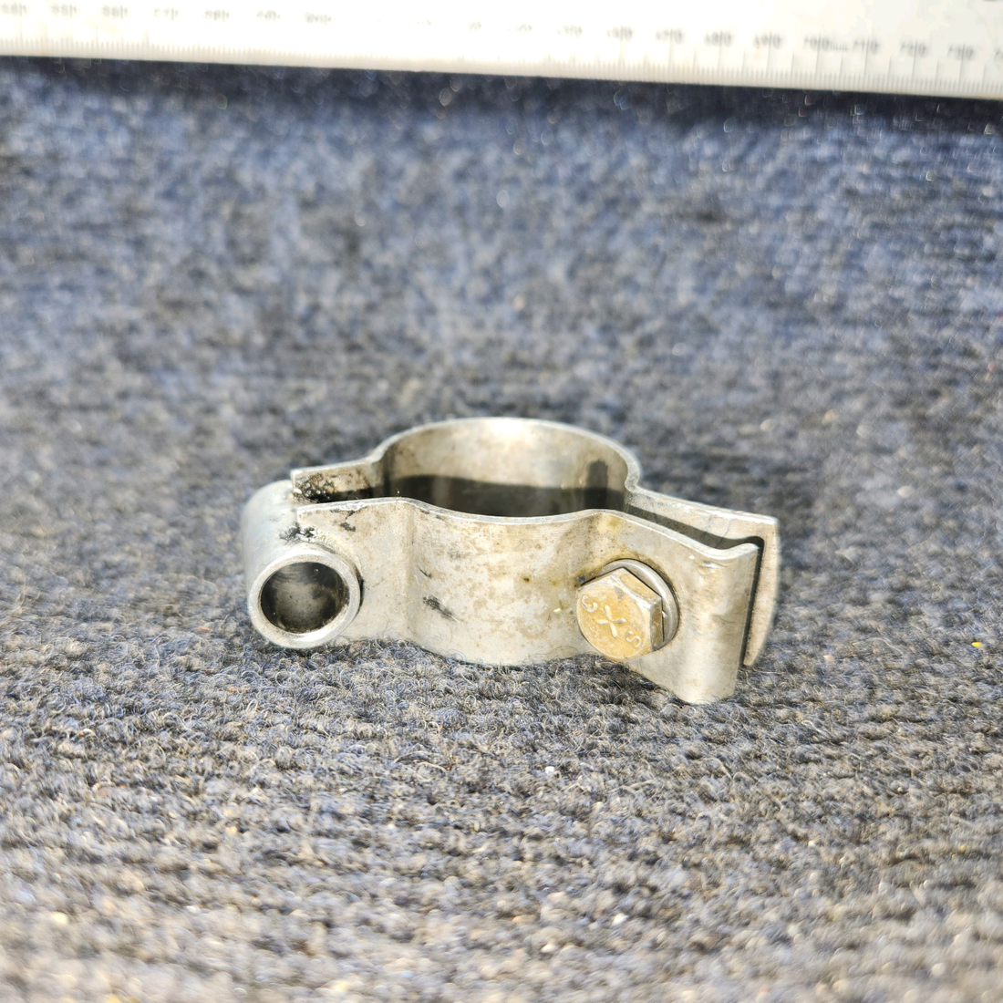 Used aircraft parts for sale, 66750-000 Piper PA28-161 Shimmy Dampener Clamp Bracket