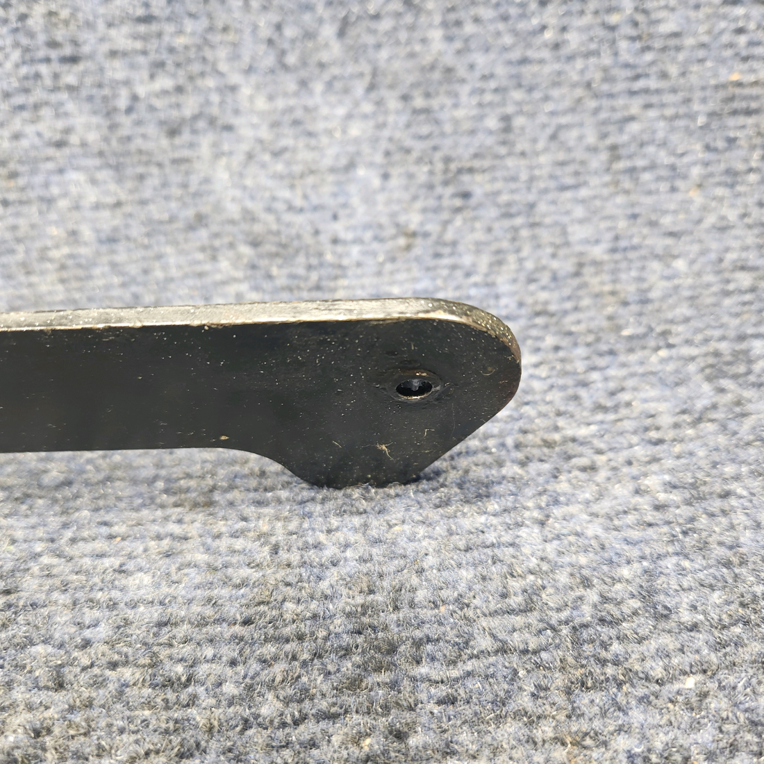 Used aircraft parts for sale, 35135-905 PIPER PA28-161 Warrior III AILERON BELLCRANK ASSY AILERON RH