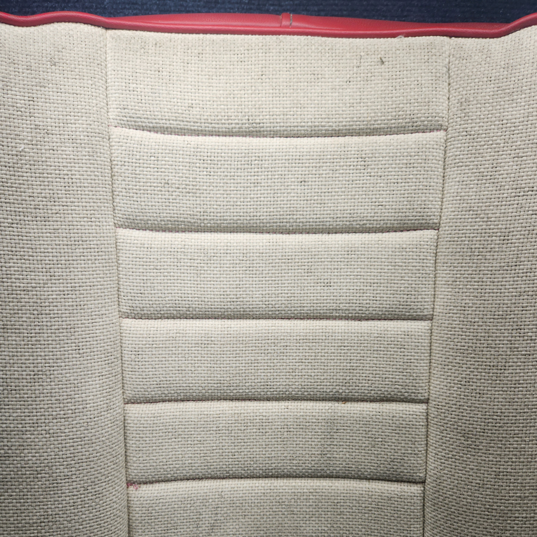 Used aircraft parts for sale, 0400118-66 cessna 150G Seat – RH (Co-Pilot)