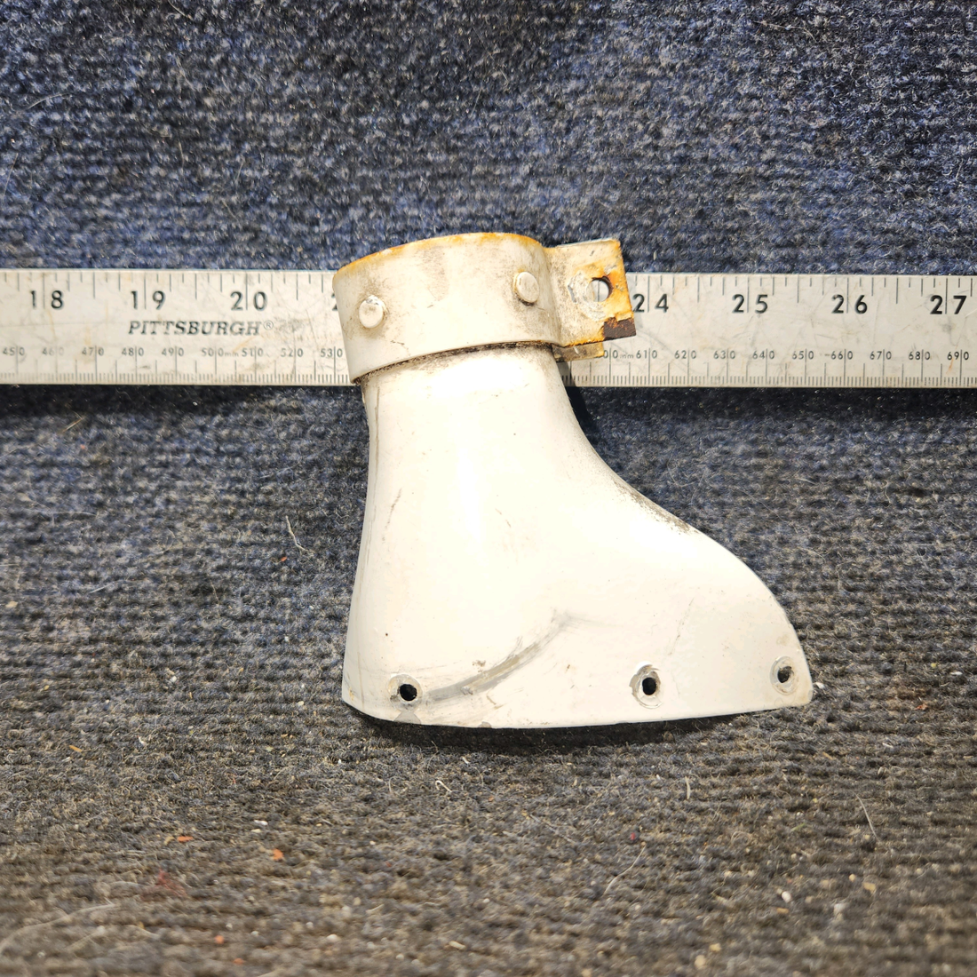 Used aircraft parts for sale, 0541191-2 cessna 172N Main Landing Gear Cover Plate Assembly – RH