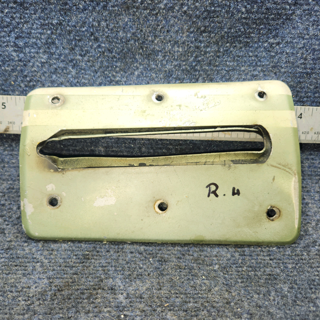 Used aircraft parts for sale, 0511071-4 CESSNA 172K LANDING GEAR FILLET PLATE RH