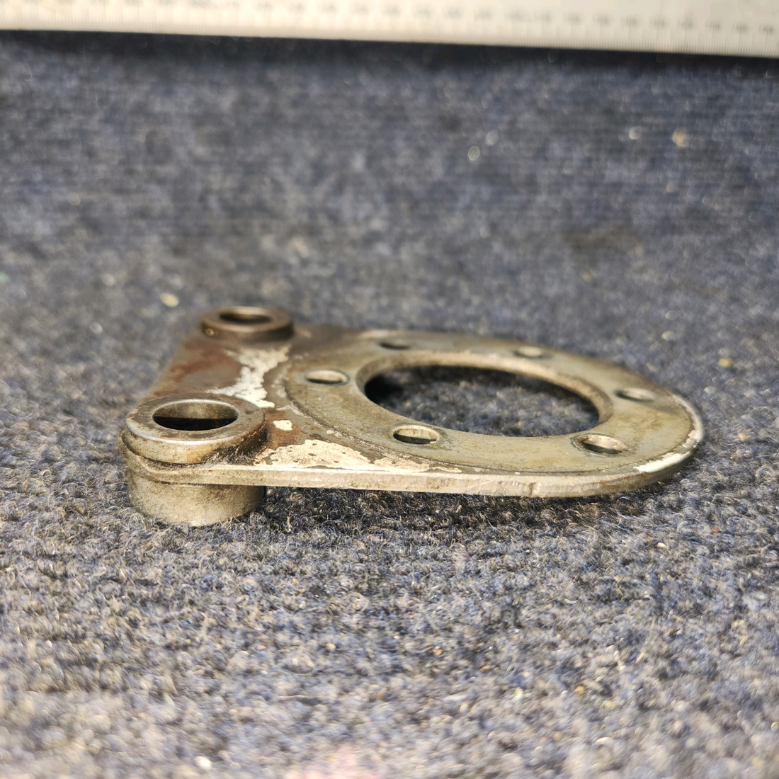 Used aircraft parts for sale, 756-818 Piper PA28-140 Torque plate Assy