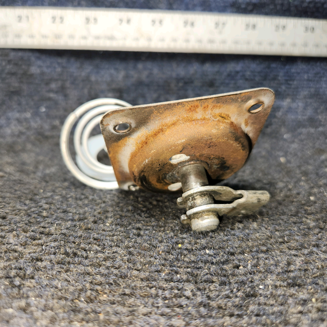 Used aircraft parts for sale, 0511227-6 Cessna 172 Cabin Door Handle Shaft RH