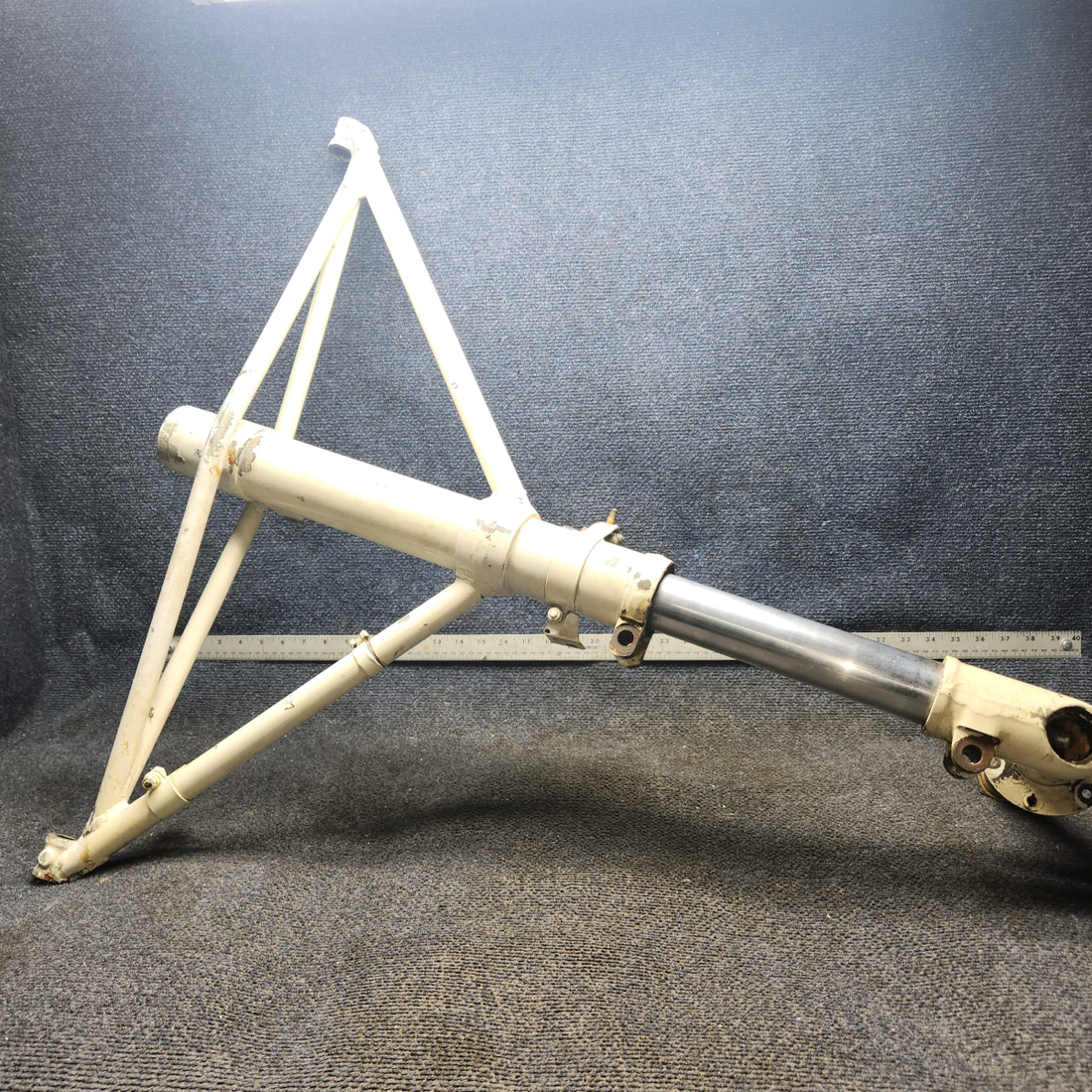 Used aircraft parts for sale, 45-815201-602 Beechcraft F35 Landing Gear Shock Absorber Assy - LH