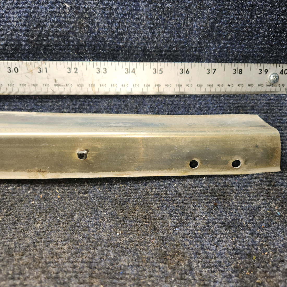 Used aircraft parts for sale, 0511130-1 Cessna 182G Trim Front Spar Upholstery