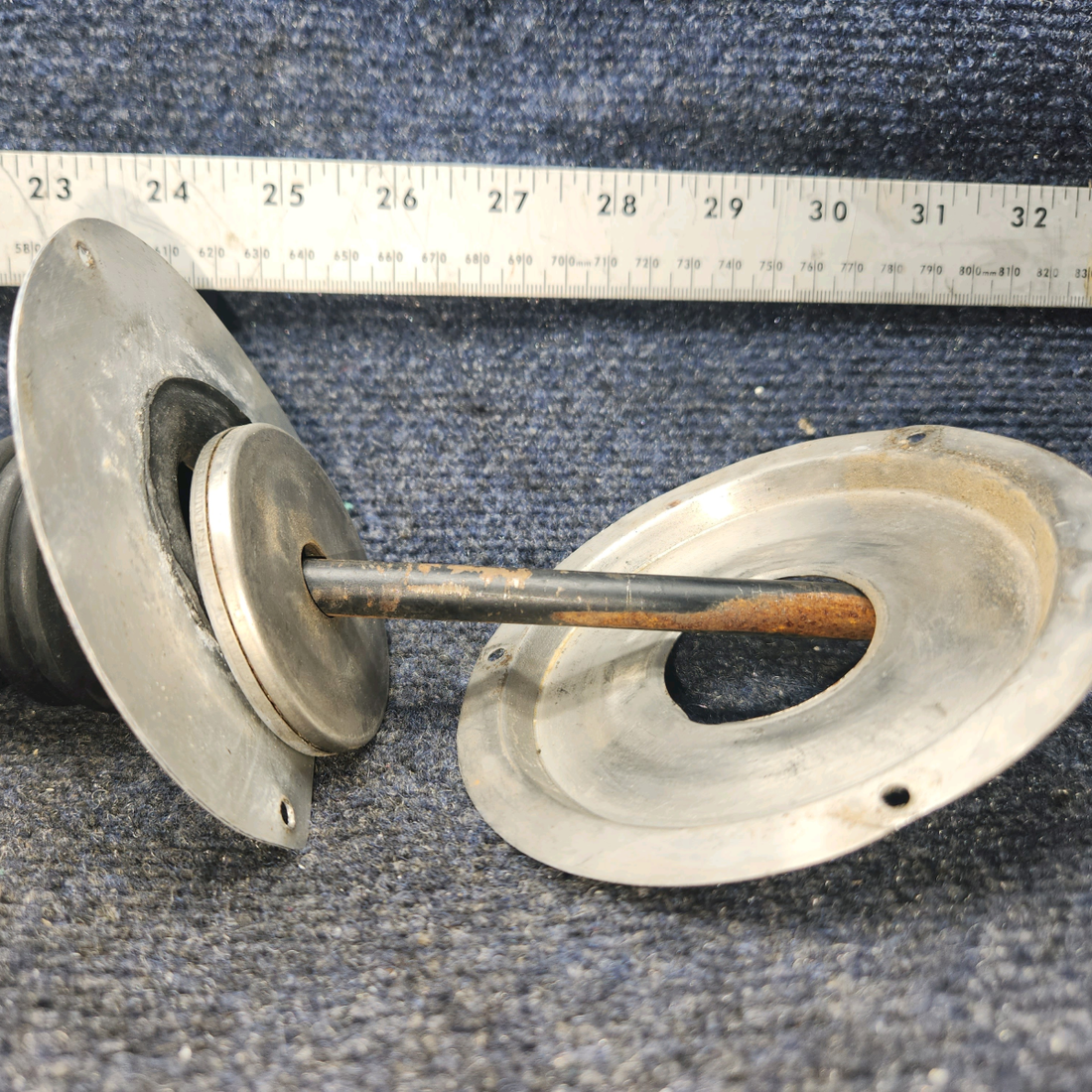 Used aircraft parts for sale, 63327-00 Piper PA28-140 Nose Wheel Control Rod Assy -  One Rod end missing