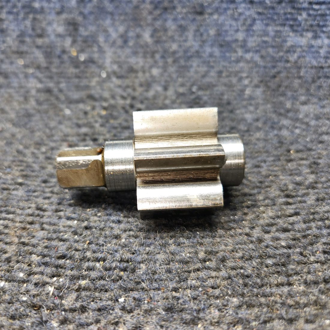 Used aircraft parts for sale, 626088 Continental GO-300 Cessna C175 Oil Pump Gears and Cover