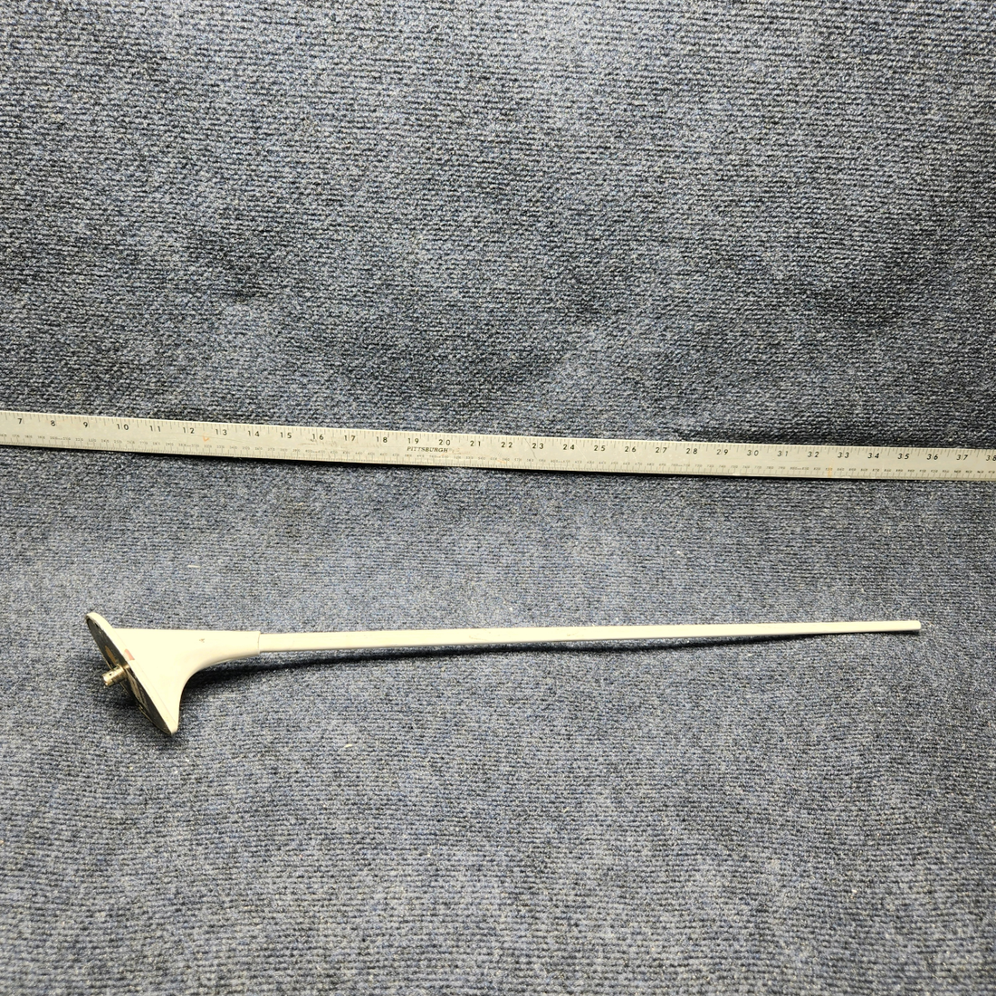 Used aircraft parts for sale, CI-121SP Comant Beechcraft C23 SUNDOWNER CI-121SP COMANT LORAN C ANTENNA