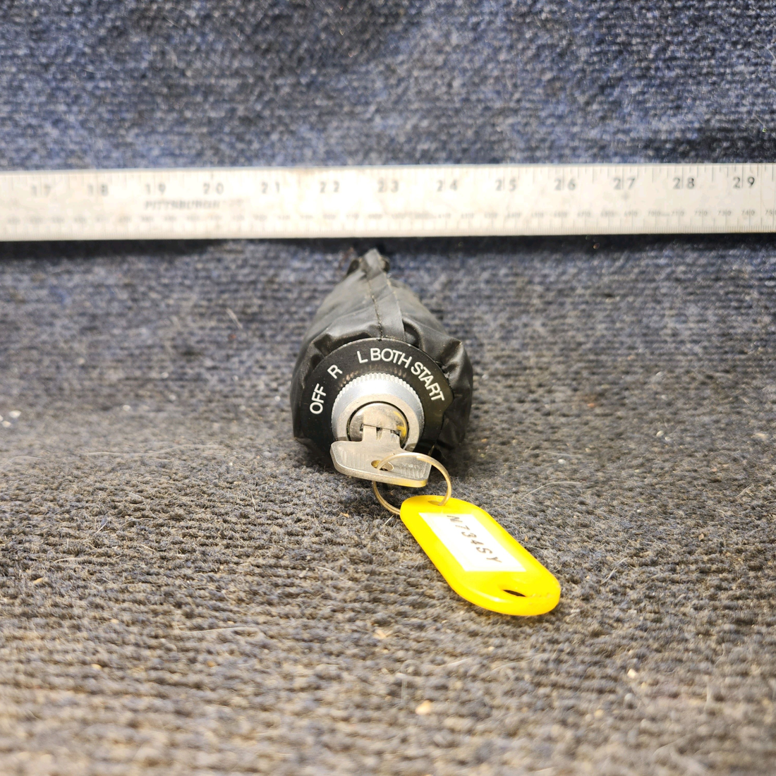 Used aircraft parts for sale, C292501-0104 cessna 172N Starter Ignition Switch with Key