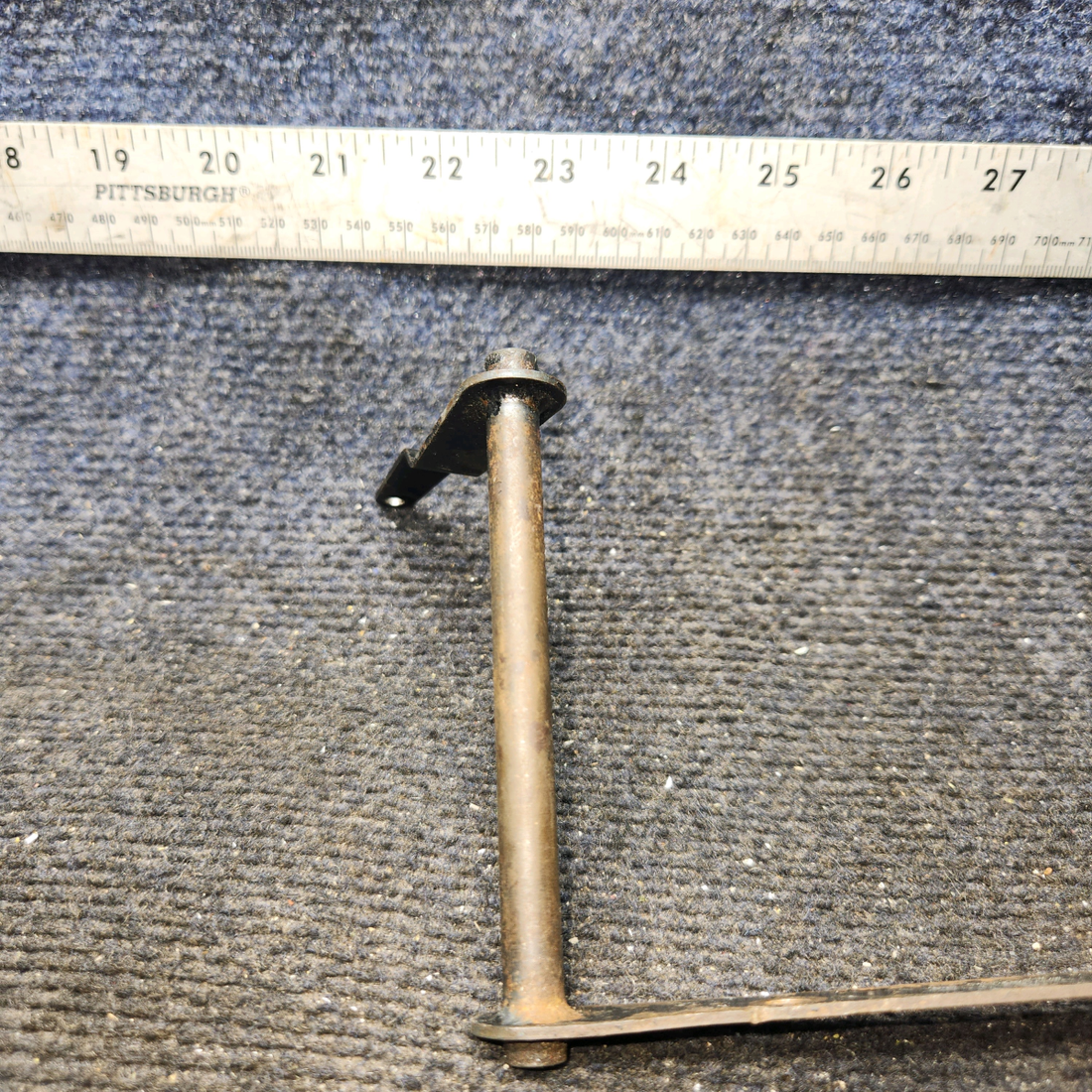 Used aircraft parts for sale, 38175-000 Piper PA32RT-300 Landing Gear Handle Assy