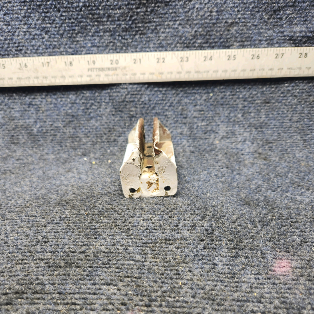 Used aircraft parts for sale, 35-135025-36 Beechcraft F33A AILERON HINGE INBOARD LH OR RH
