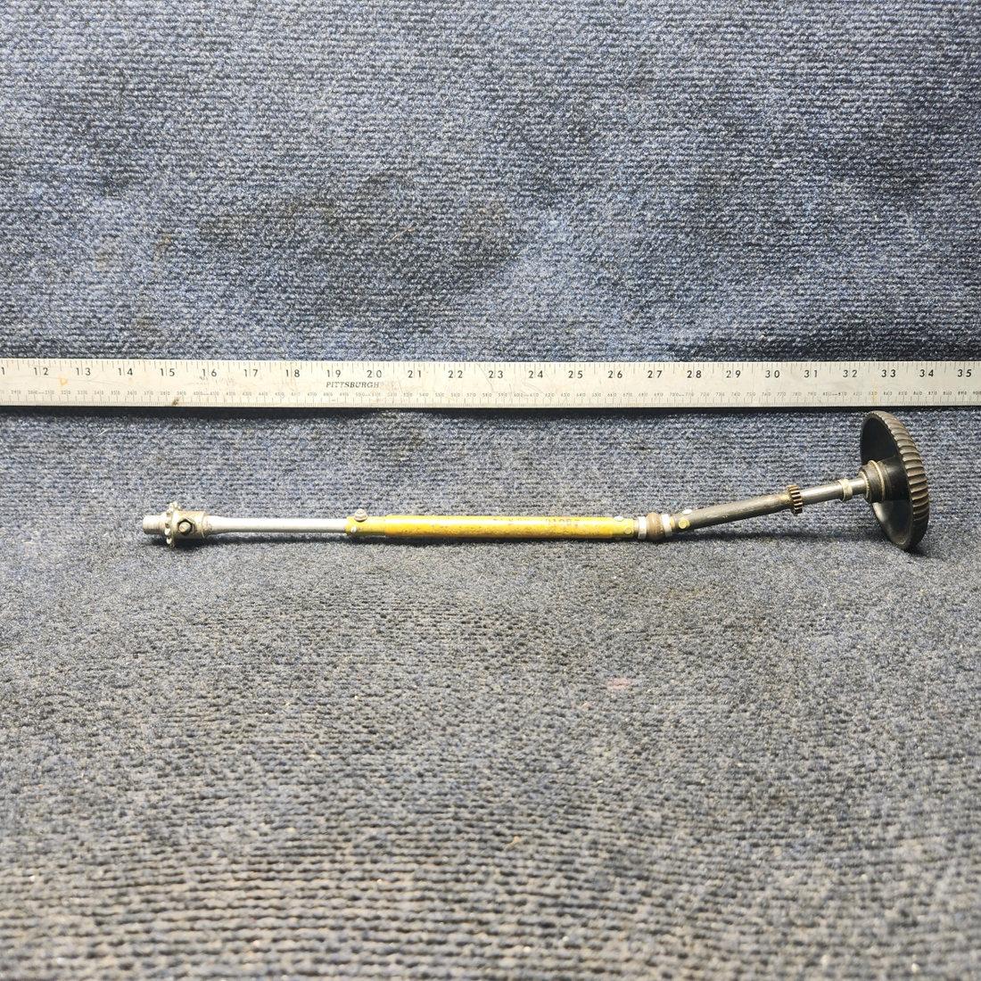 Used aircraft parts for sale, 95-324006-71 BEECHCRAFT 95-55B Aileron Tab Control Shaft & Knob