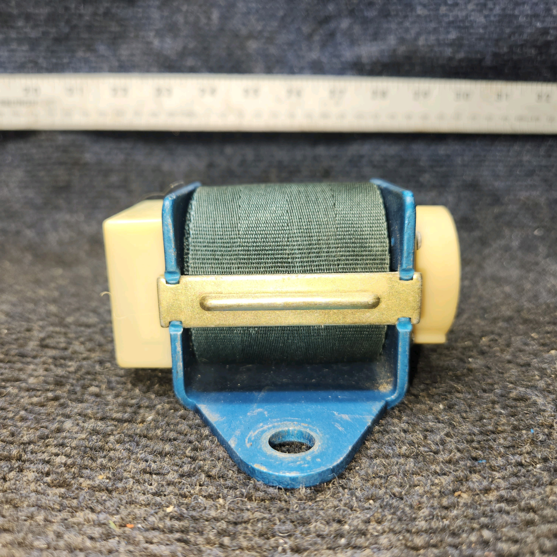 Used aircraft parts for sale, 7360191-405 America Safety Beechcraft C23 SUNDOWNER Inertia Reel Seatbelt Assembly