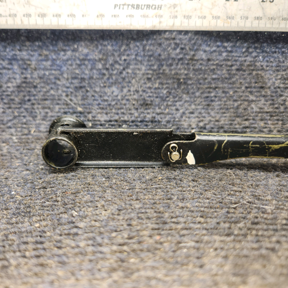 Used aircraft parts for sale, 0411564, 0411563 cessna 172N Dual Control Pedal Link with Bellcrank