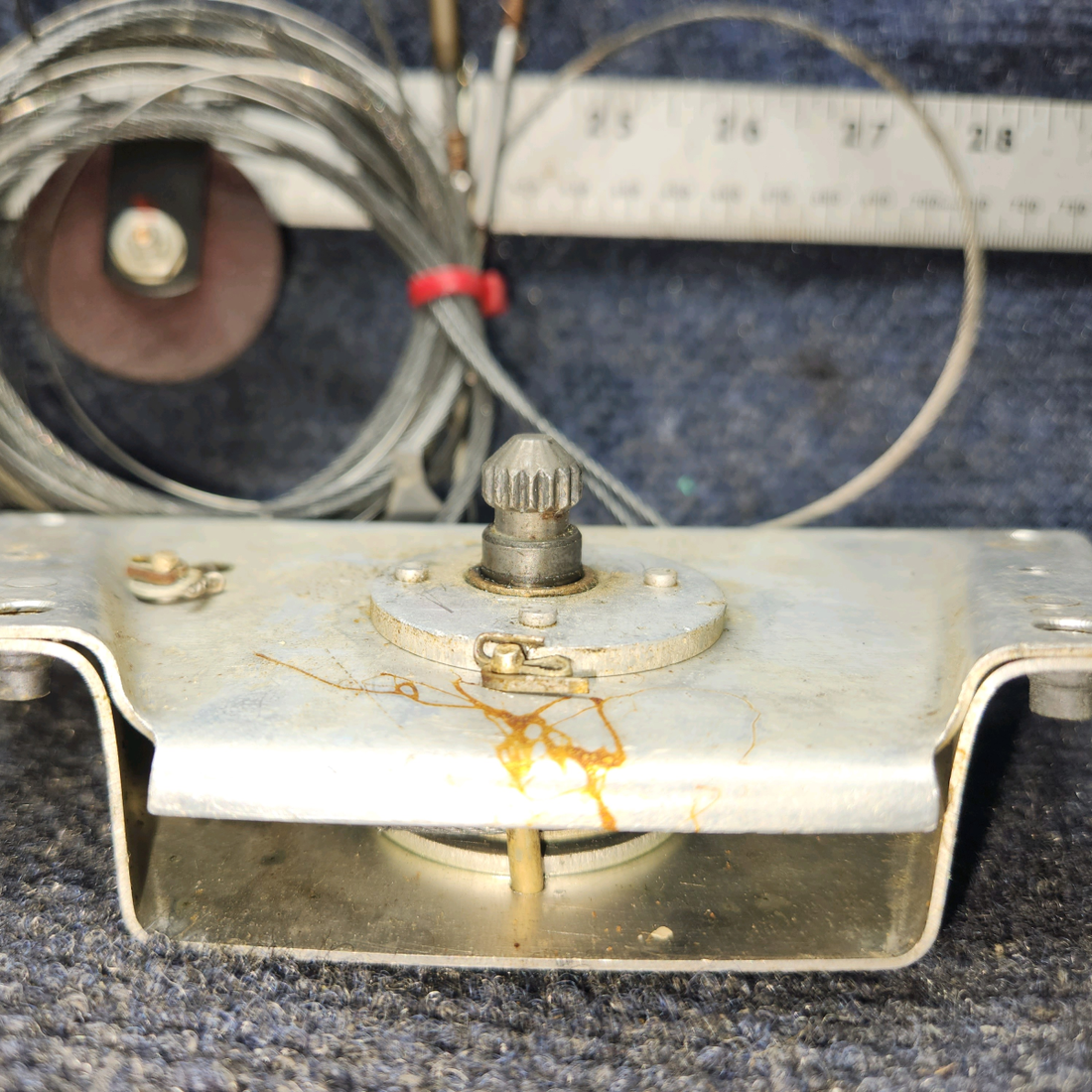 Used aircraft parts for sale, 63219-000 Piper PA28-140 Trim Pulley Bracket Assy W Cable