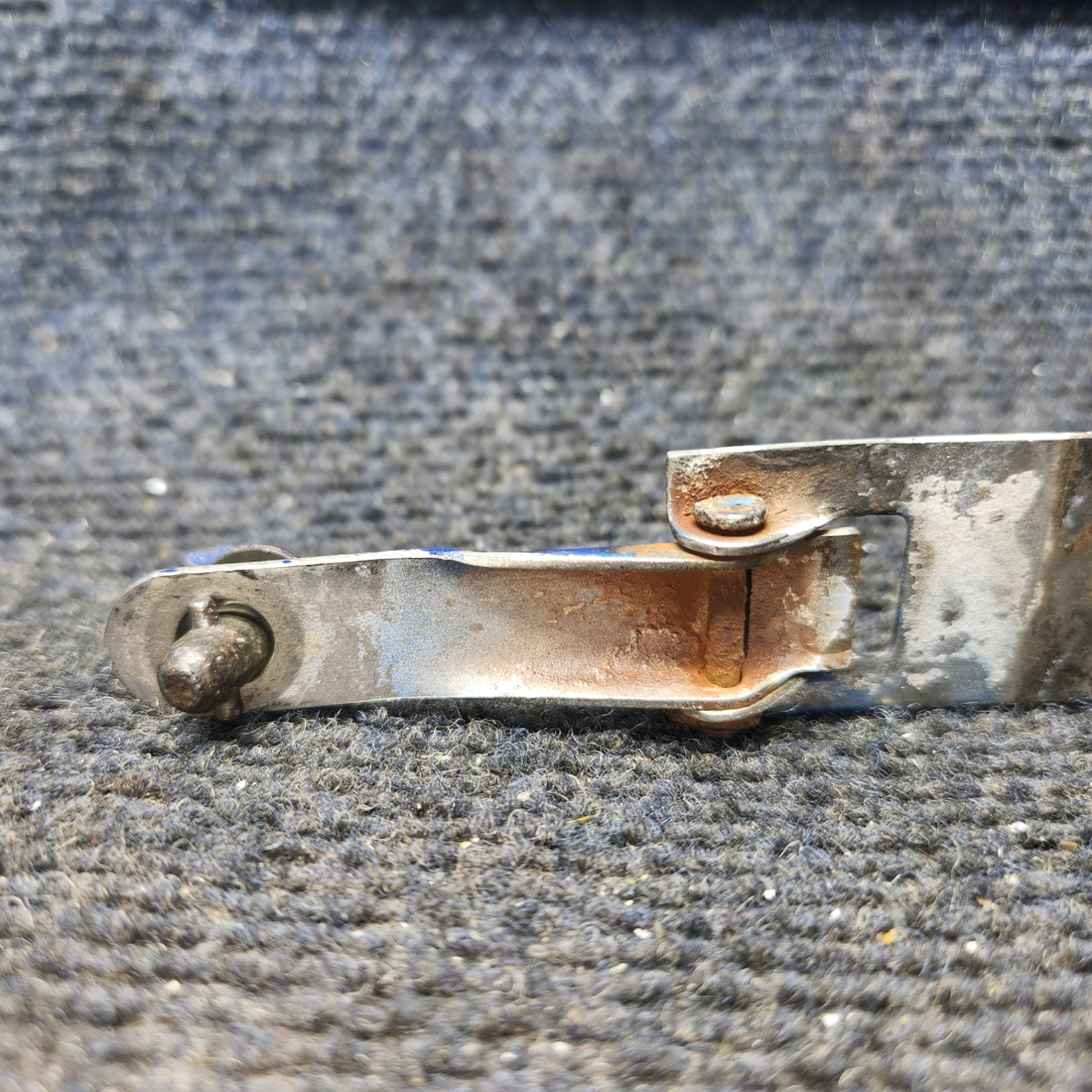 Used aircraft parts for sale, 12723-000 PIPER PA28-140 Engine Cowl Fastener