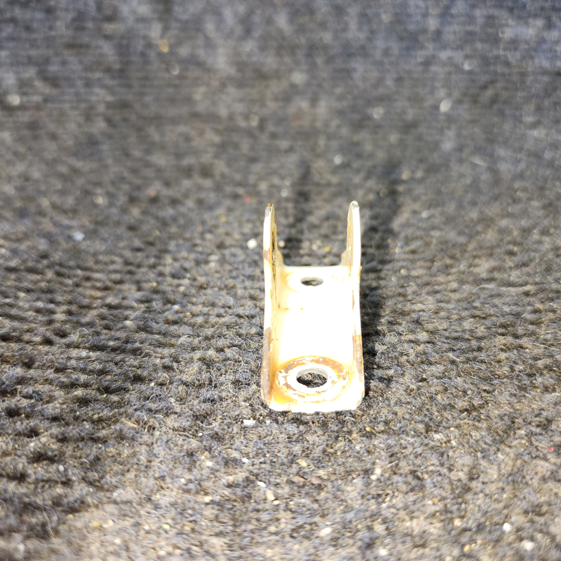 Used aircraft parts for sale, 35-650122-4 BEECHCRAFT F35 Elevator Hinge Bracket