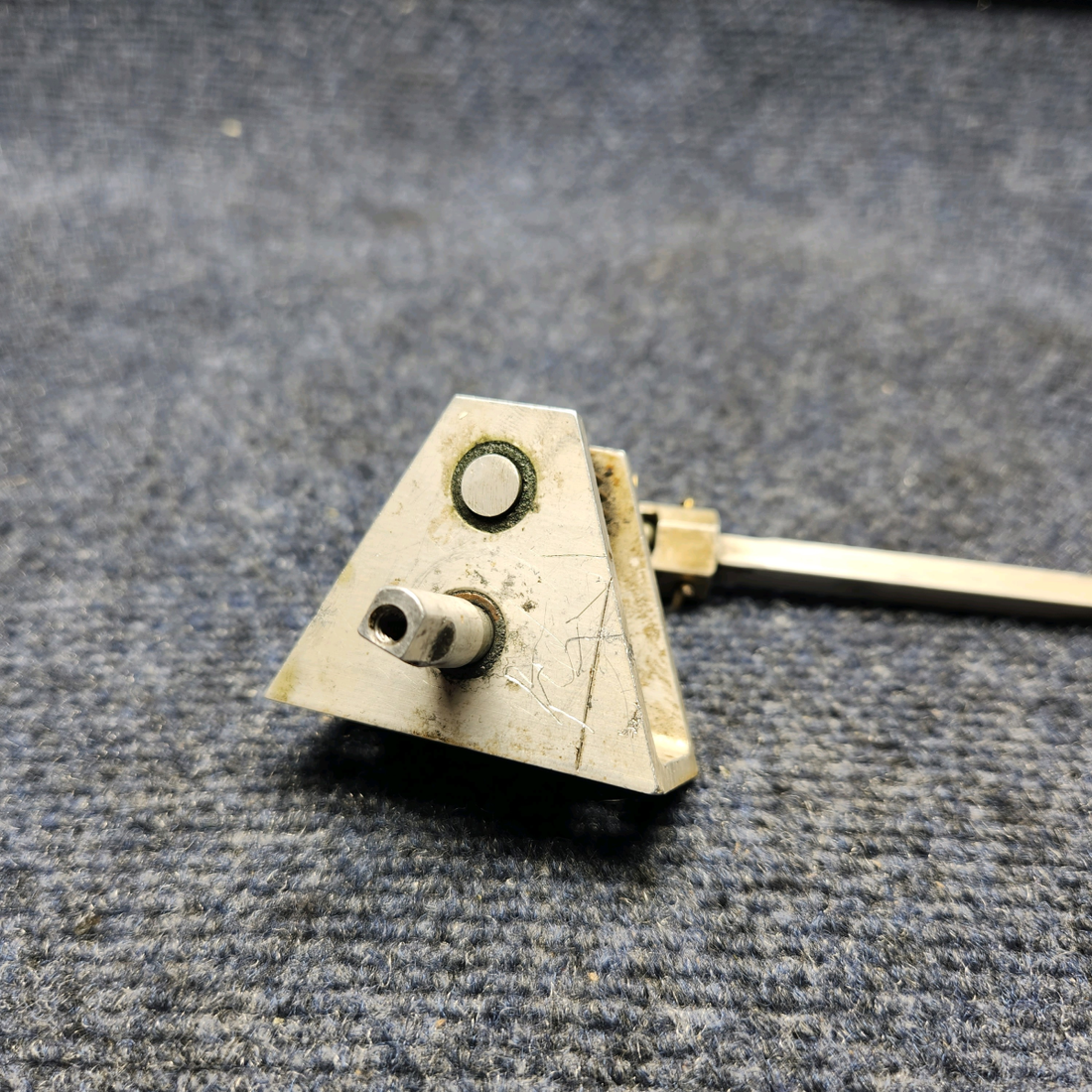 Used aircraft parts for sale, 2416001-200 CESSNA C172RG GEAR ASSEMBLY FUEL SELECTOR