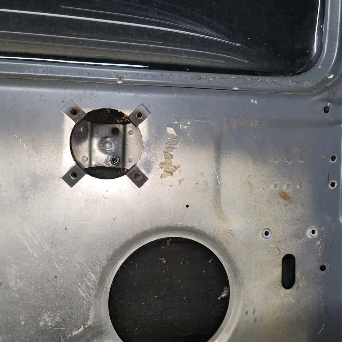 Used aircraft parts for sale, 0511460-2 Cessna 172E Cabin Door Assembly with Bubble Window - RH