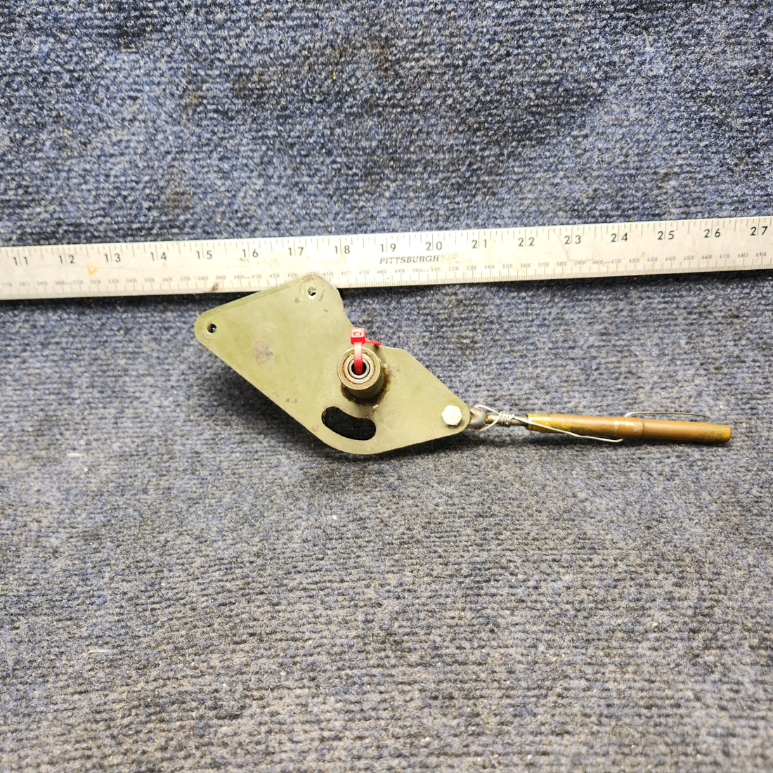 Used aircraft parts for sale, 0523223-1 CESSNA 172K AILERON BELLCRANK ASSEMBLY RH