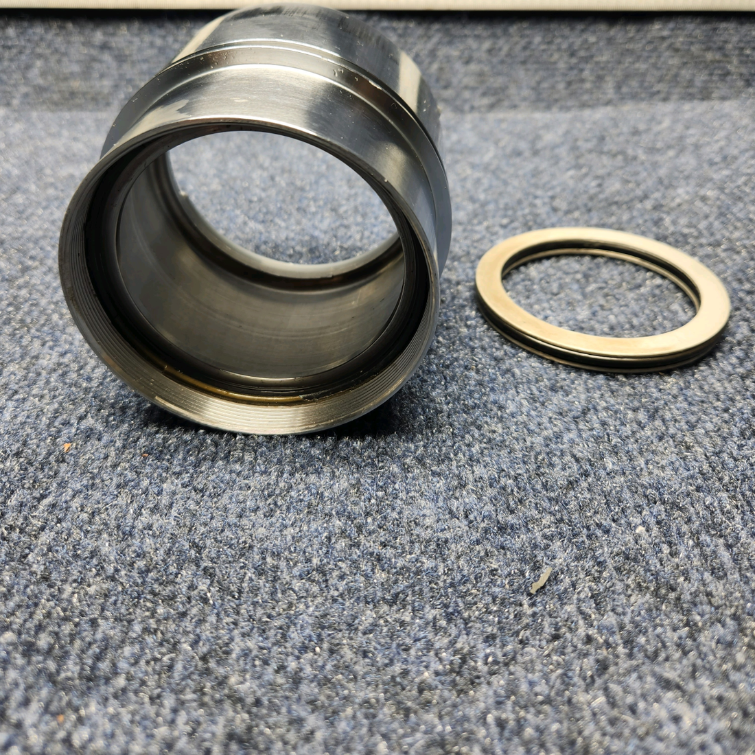 Used aircraft parts for sale, HC-A2V20-4A1 Hartzell BEECHCRAFT F35 HARTZELL TWO BLADE PROPELLER W/ ADAPTER KIT & LOGS (PROP STRUCK)