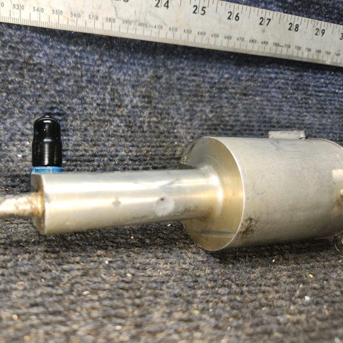 Used aircraft parts for sale, 0541138-12 Cessna 172 Brake Cylinder Assembly - RH