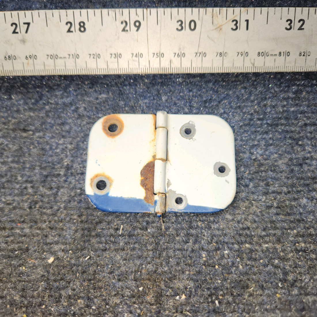 Used aircraft parts for sale, 0511280-4 Cessna 172F Lower Cabin Door Hinge - RH