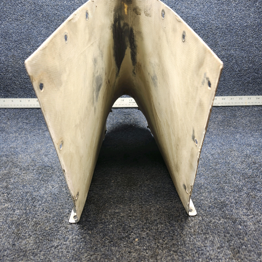 Used aircraft parts for sale, 78913-003 Piper PA32RT-300 AFT DORSAL FIN SADDLE