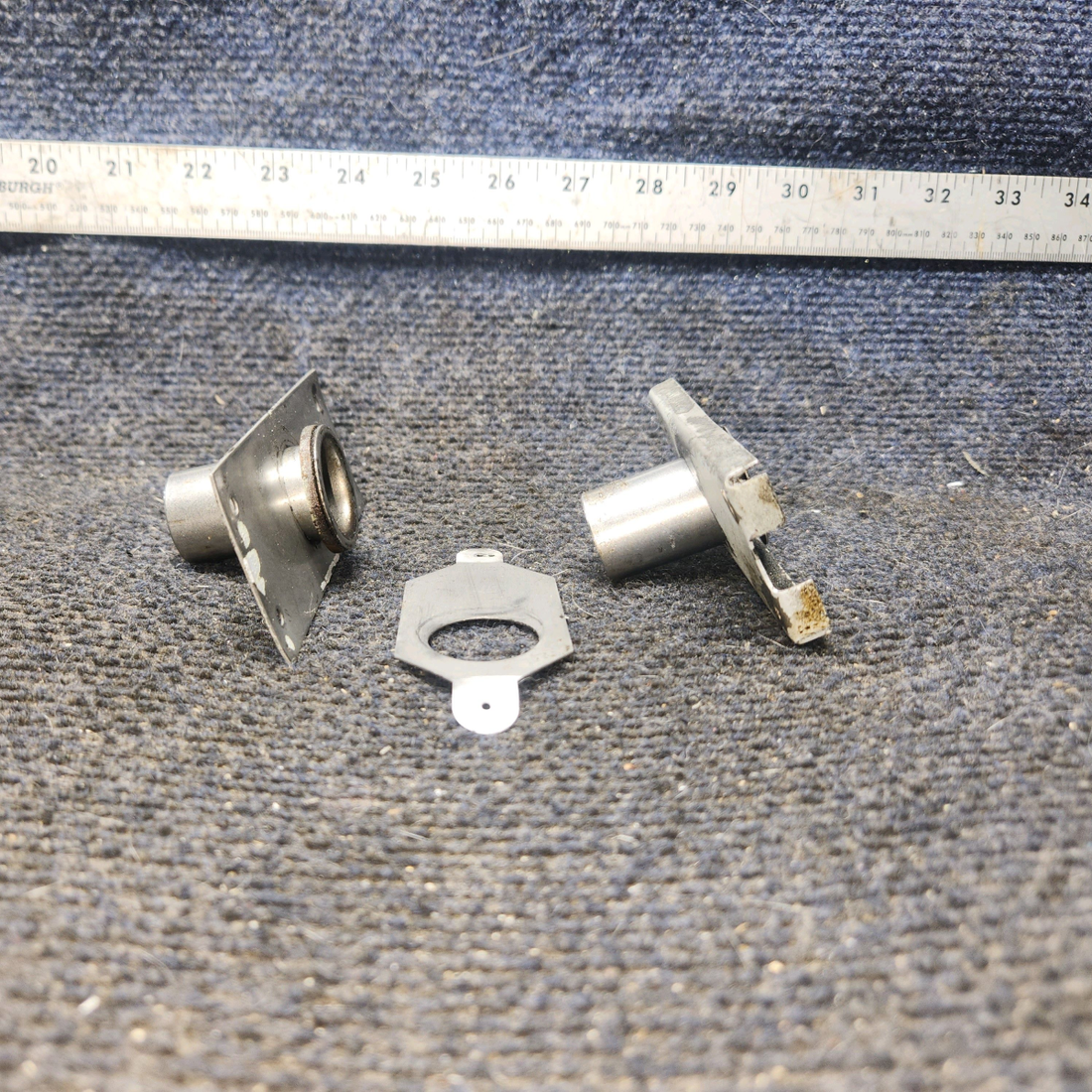 Used aircraft parts for sale, 69273-000, 67705-000, 69279-0, 69274-000 piper PA-28-181 Defroster Valve Assembly