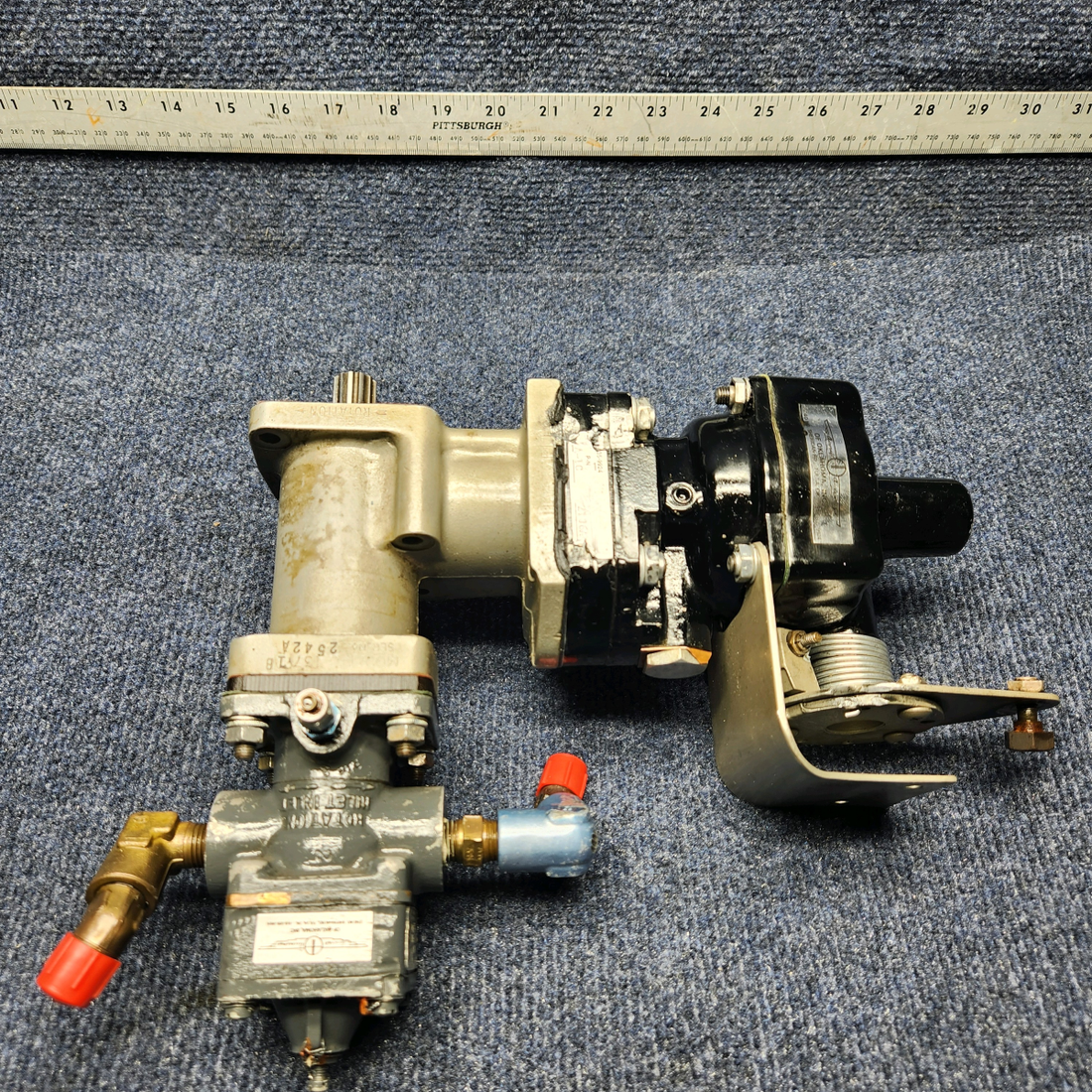 Used aircraft parts for sale, HC-A2V20-4A1 Hartzell BEECHCRAFT F35 HARTZELL TWO BLADE PROPELLER W/ ADAPTER KIT & LOGS (PROP STRUCK)