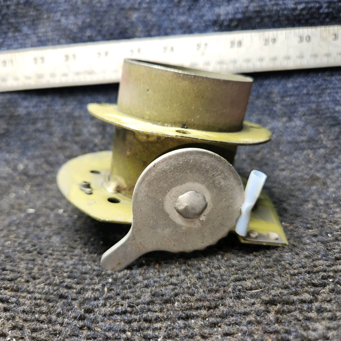 Used aircraft parts for sale, 68556-001 Piper PA32RT-300 Aft Air Vent Assembly - RH