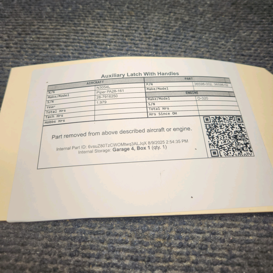 Used aircraft parts for sale, 36598-002 Piper PA28-161 Auxiliary Latch with Handles