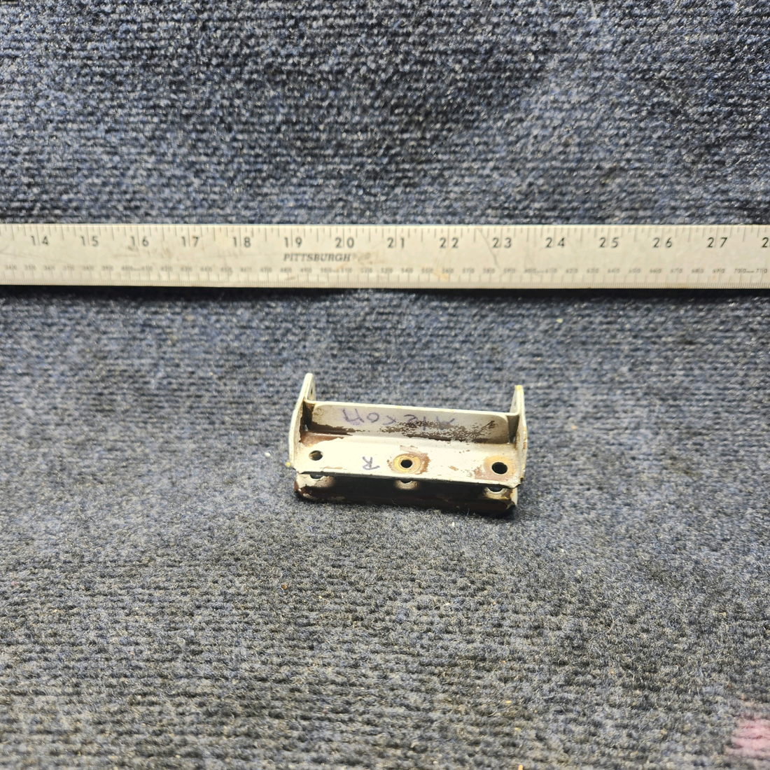 Used aircraft parts for sale, 35-135025-36 Beechcraft F33A AILERON HINGE INBOARD LH OR RH