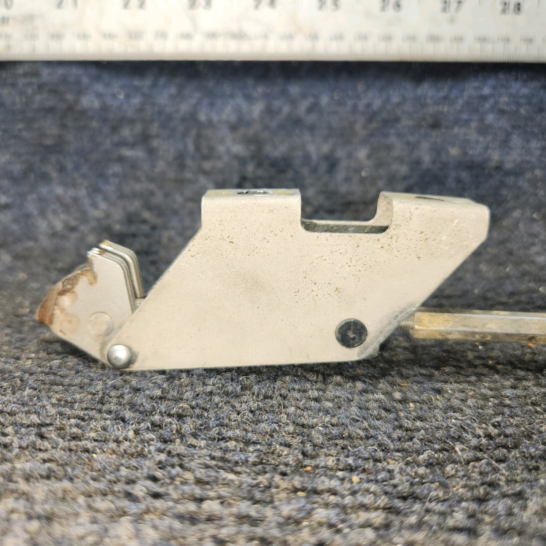 Used aircraft parts for sale, 169-420036-93 Beechcraft C23 SUNDOWNER Cabin door Latch Hook - LH
