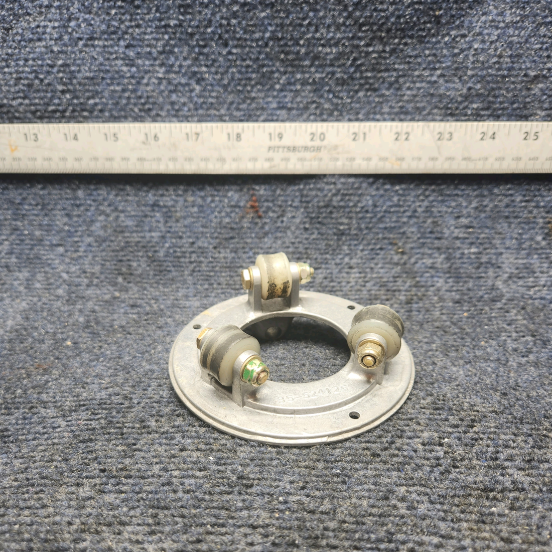Used aircraft parts for sale, 35-524125-10 Beechcraft F33A HANGER ASSEMBLY