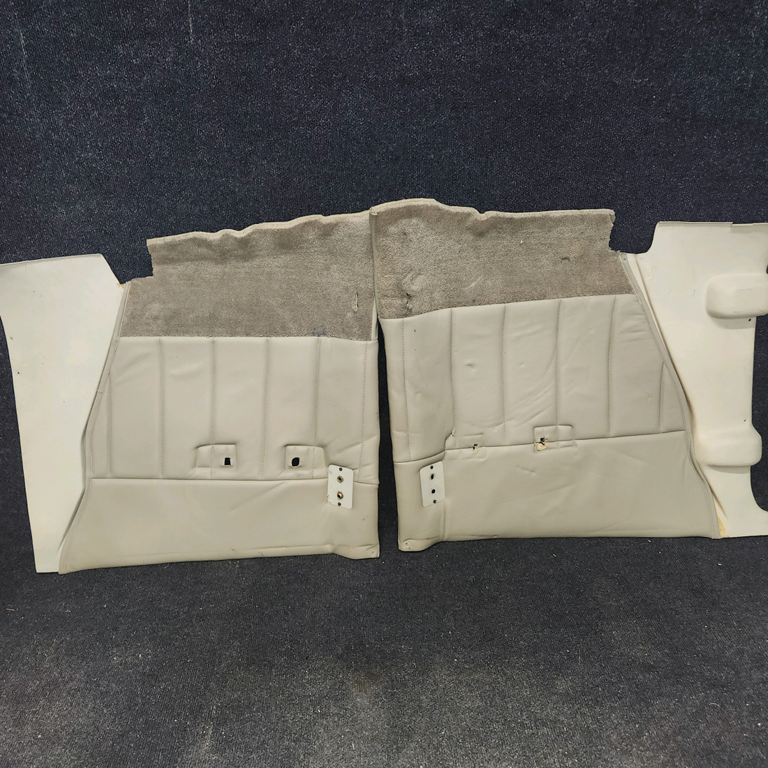 Used aircraft parts for sale, 0700702-15-434 Cessna 182G Full Leather Panels set with carpet