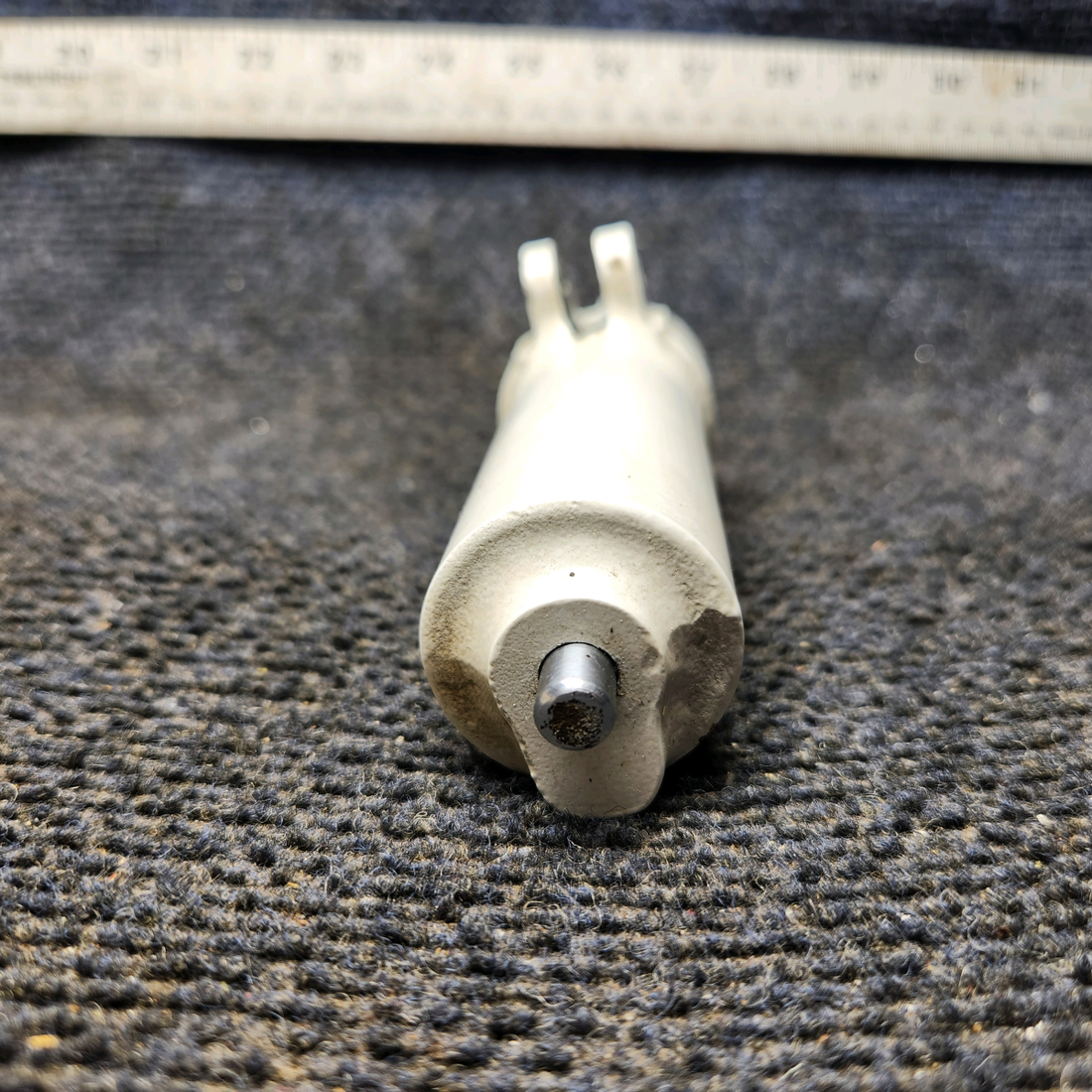 Used aircraft parts for sale, 0442512-1 Cessna 172E Shimmy Dampener Assembly