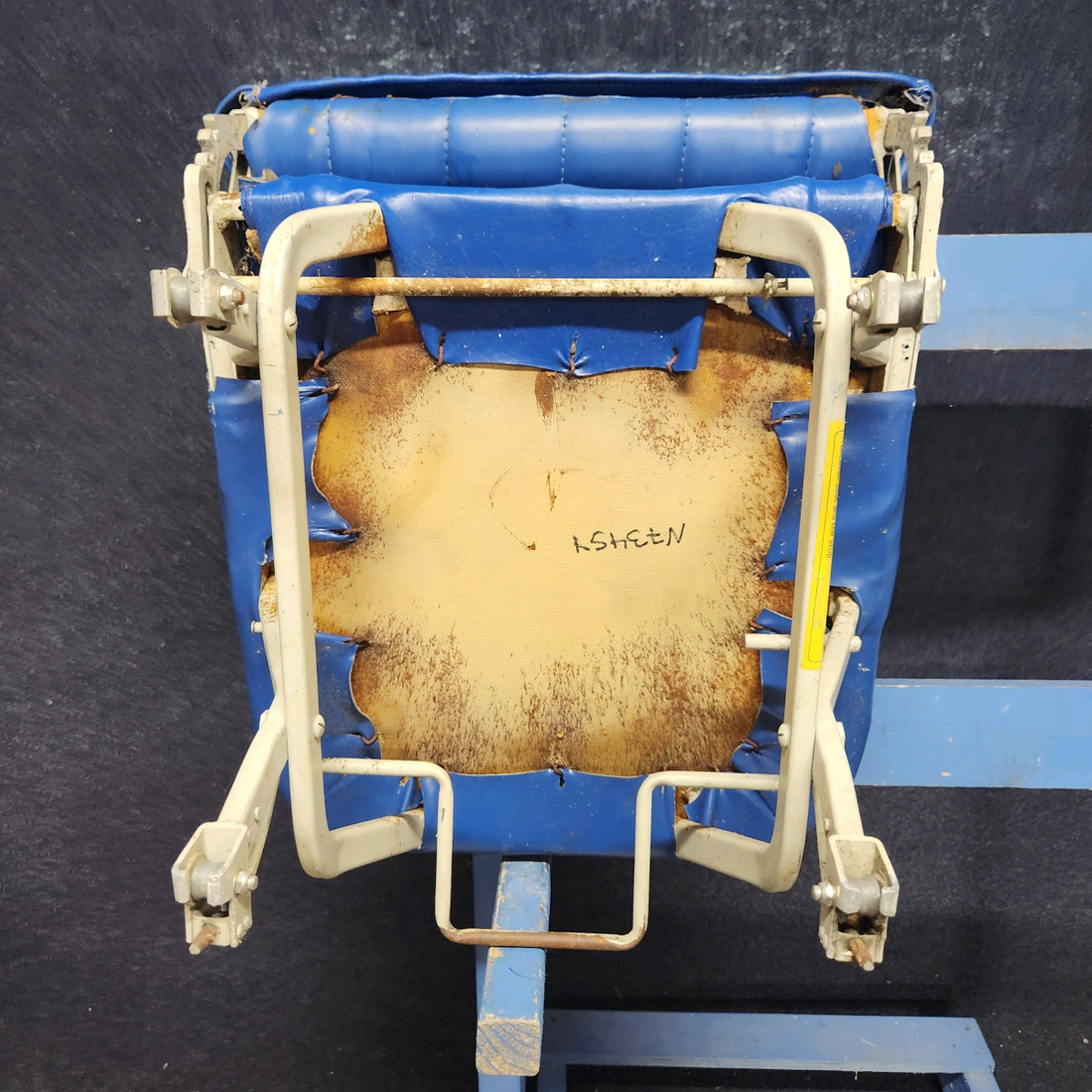 Used aircraft parts for sale, 0514122-10 cessna 172N Pilot & Co-Pilot Seat Assembly