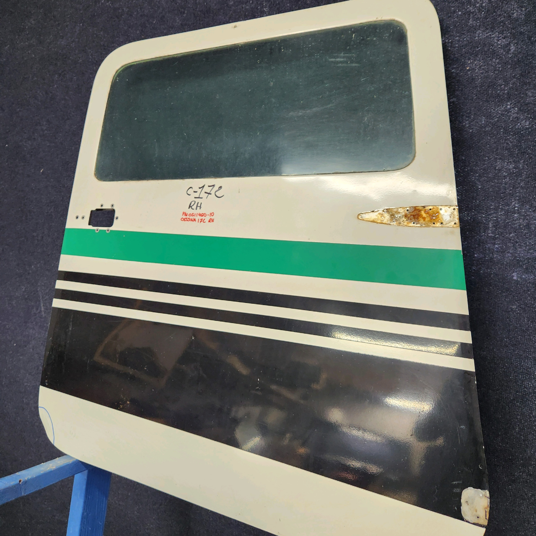 Used aircraft parts for sale, 0511460-10 Cessna  [part_model] CABIN DOOR STRUCTURE RH WITH WINDOW