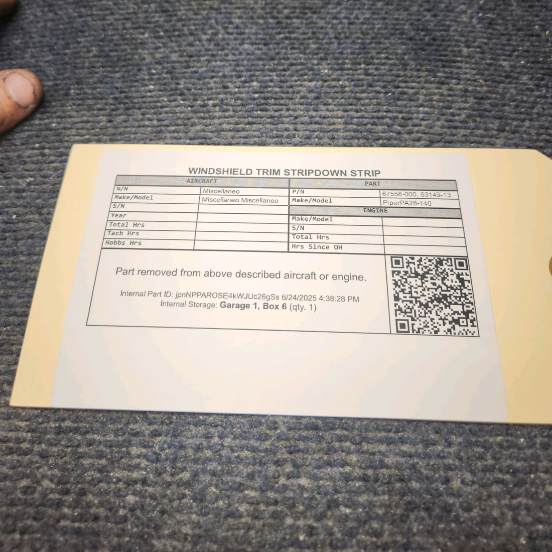 Used aircraft parts for sale, 67556-000 Piper PA28-140 WINDSHIELD TRIM STRIPDOWN STRIP