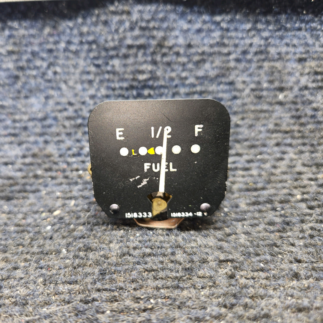 Used aircraft parts for sale, 1518333 Stewart-Warner Beechcraft Fuel Gauge Indicator (12V) Price per each.