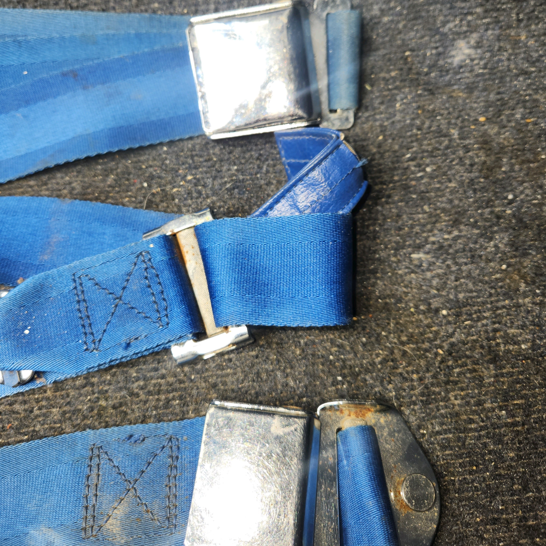 Used aircraft parts for sale, 2-846-745 American Safety cessna 172N Seat Belt Assembly Set with Anchors – Blue