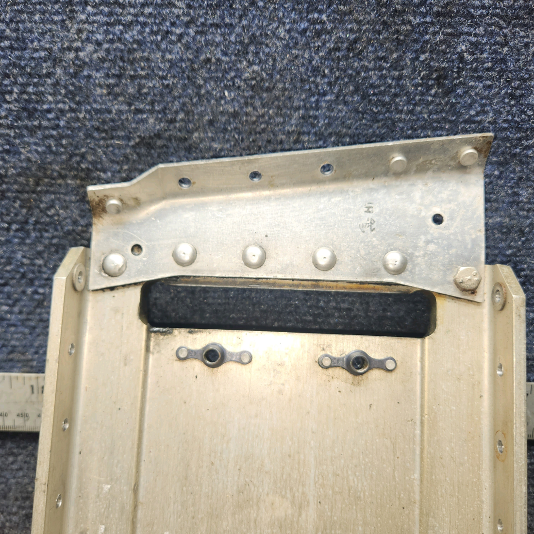 Used aircraft parts for sale, 0411899-1 cessna 150G Main Landing Gear Stiffener Support – RH