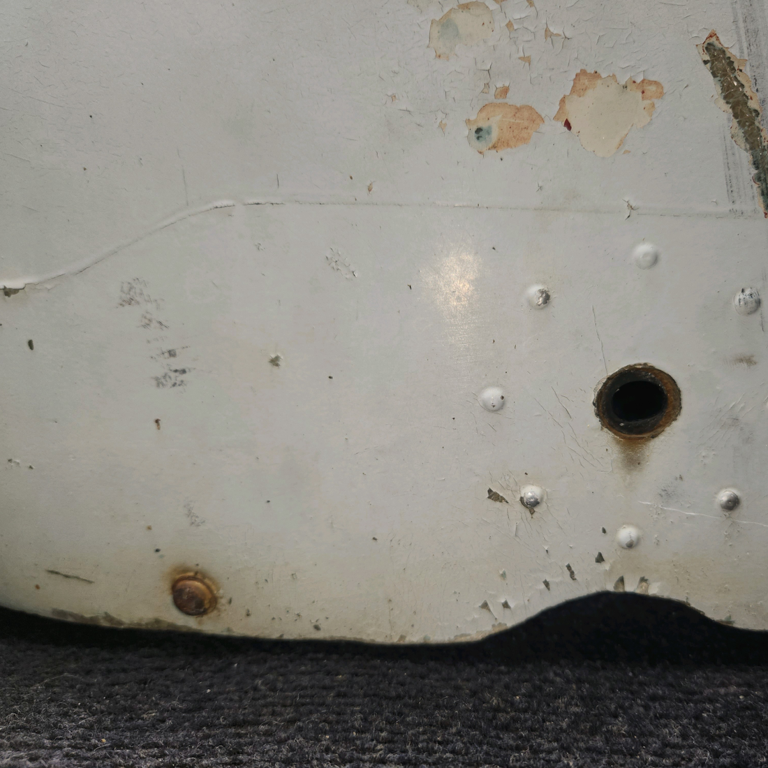 Used aircraft parts for sale, 0743609-17 Cessna 172F Nose Wheel Fairing (Pant)