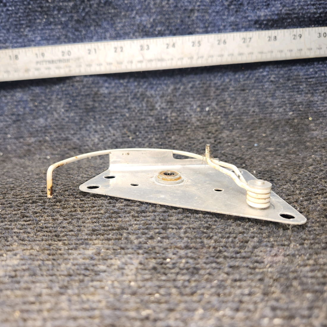 Used aircraft parts for sale, 0713642-1, 0713642-3 Cessna 172F Elevator Trim Retainer with Indicator