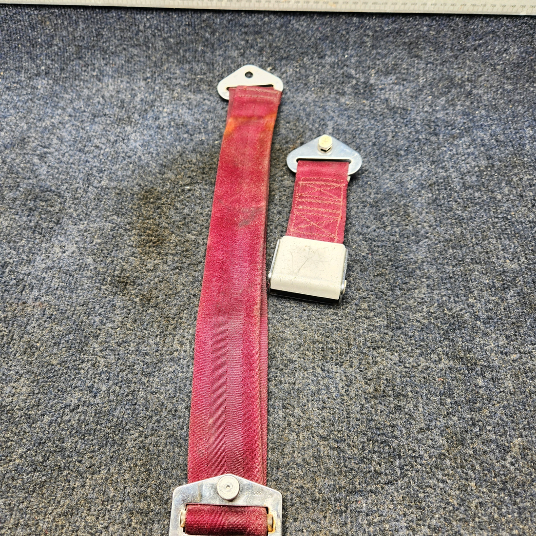 Used aircraft parts for sale, PS50039-4-3A Piper PA32RT-300 SEAT BELT ASSY CENTER