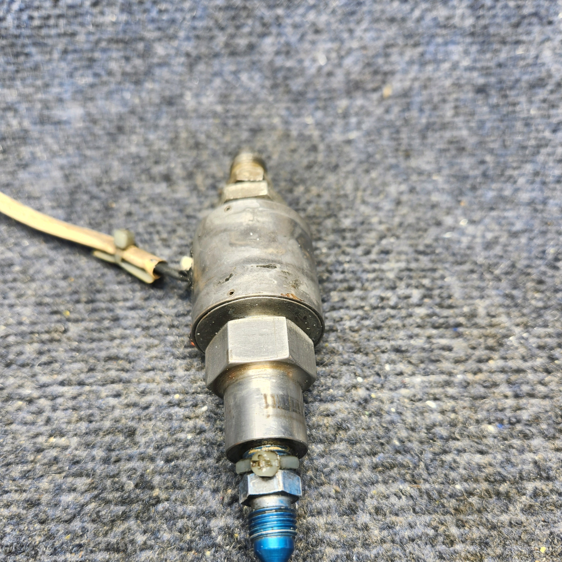 Used aircraft parts for sale, 592-634 PIPER PA28-161 Warrior III VALVE SOLENOID ASSEMBLY 28 VOLTS
