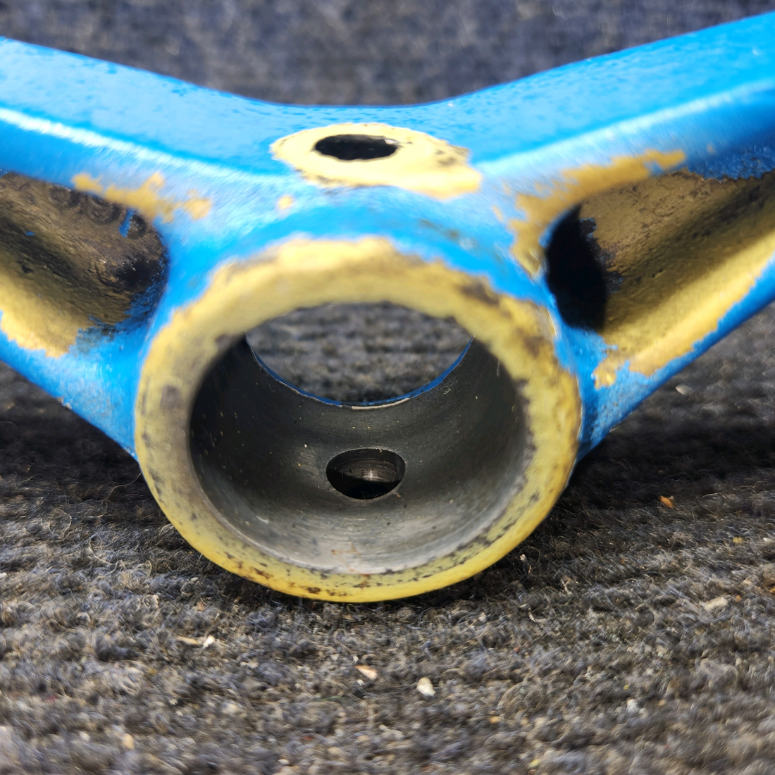 Used aircraft parts for sale, 169-640011-1 Beechcraft C23 SUNDOWNER Rudder Control Arm